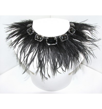 FEATHERS AND STONES NECKLACE IN BLACK
